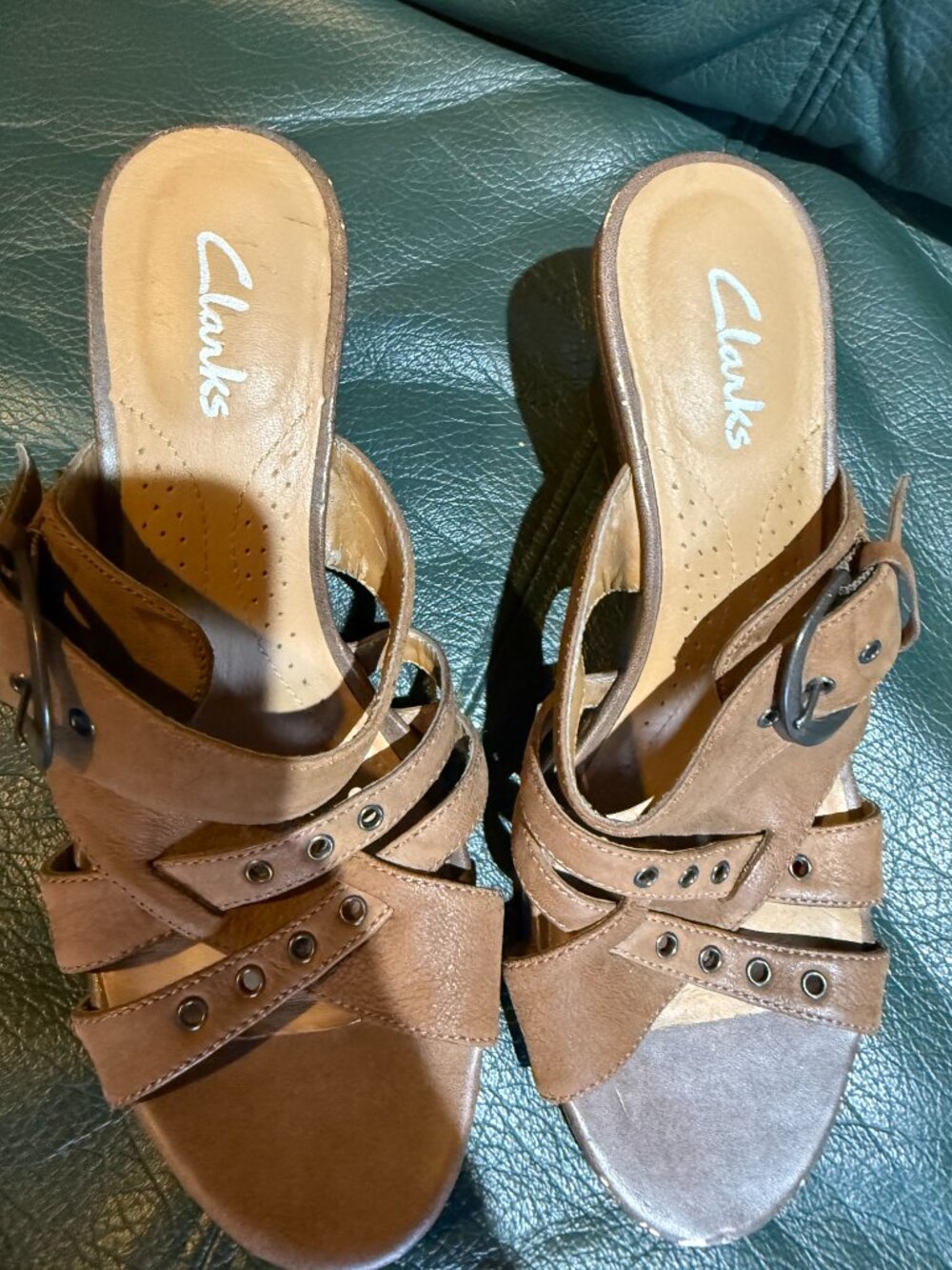 Y2K Belted Heel - Picture 3 of 4